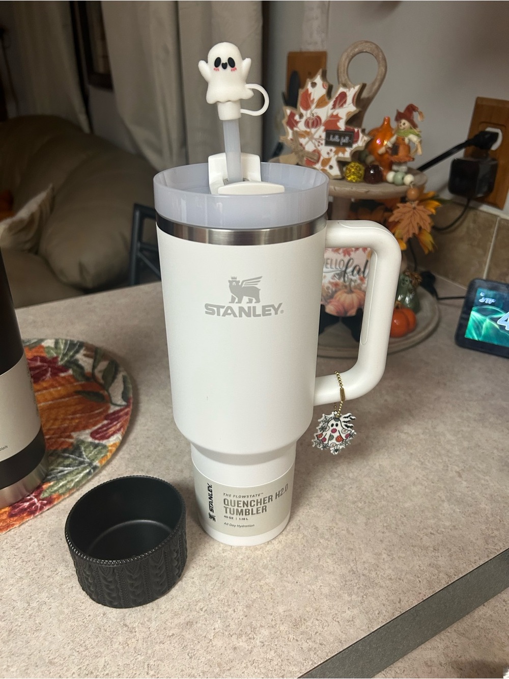 Stanley White Insulated Handle Tumbler with Lid